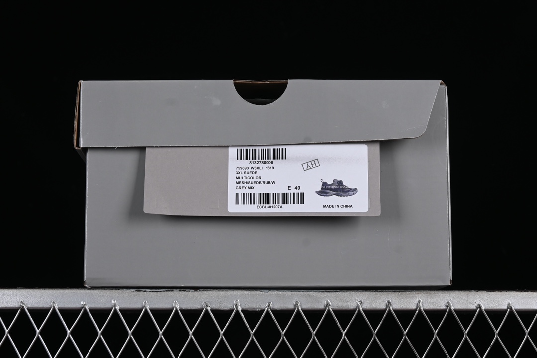 💰360纯原
Balenciaga Phantom Sneaker 官方同步 巴黎世家 十代潮流跑鞋 W3XLI1819
尺码：35 36 37 38 39 40 41 42 43 44 45 46 偏大一码 HCD4