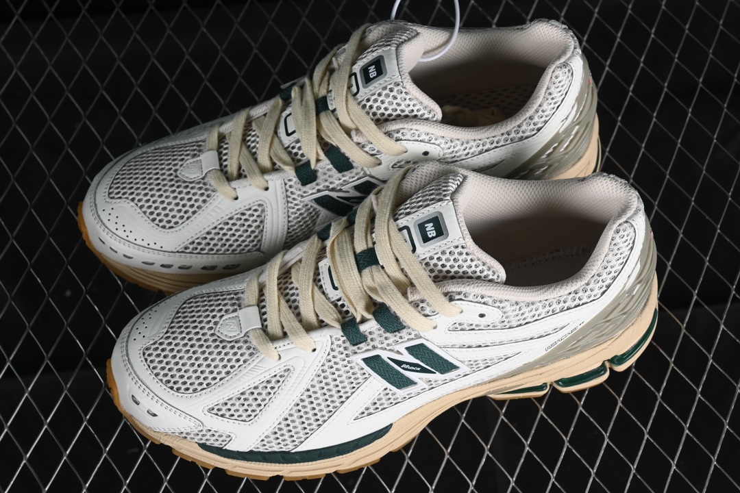 纯原NewBalance1906系列复古老爹风休闲运动慢跑鞋M1906RQ#采用轻质牛剖革拼接透气网眼衬