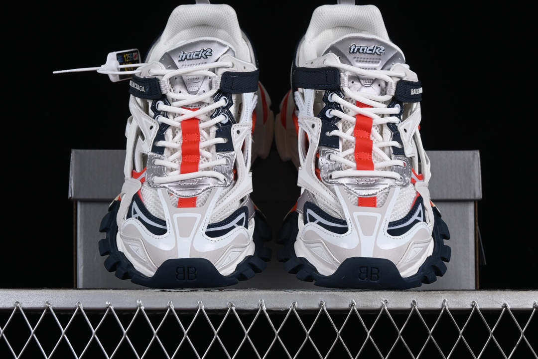 💰560纯原
Balenciaga Track.2 4.0 巴黎世家四代潮流跑鞋 W3AE21248
尺码：35 36 37 38 39 40 41 42 43 44 45 46 3.E5