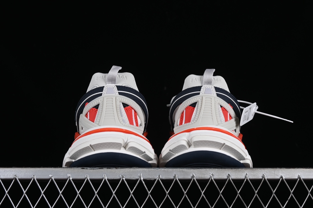 💰560纯原
Balenciaga Track.2 4.0 巴黎世家四代潮流跑鞋 W3AE21248
尺码：35 36 37 38 39 40 41 42 43 44 45 46 3.E5