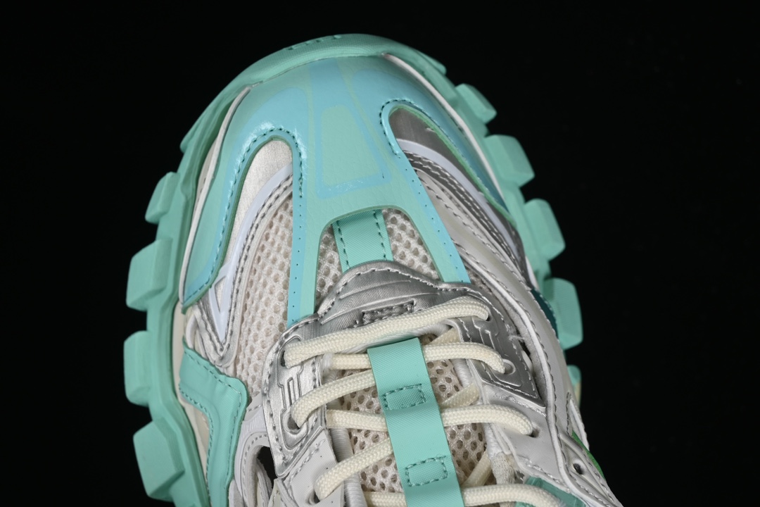 💰560纯原
Balenciaga Track.2 4.0 巴黎世家四代潮流跑鞋 W3AE23911
尺码：35 36 37 38 39 40 41 42 43 44 45 46 3.E5