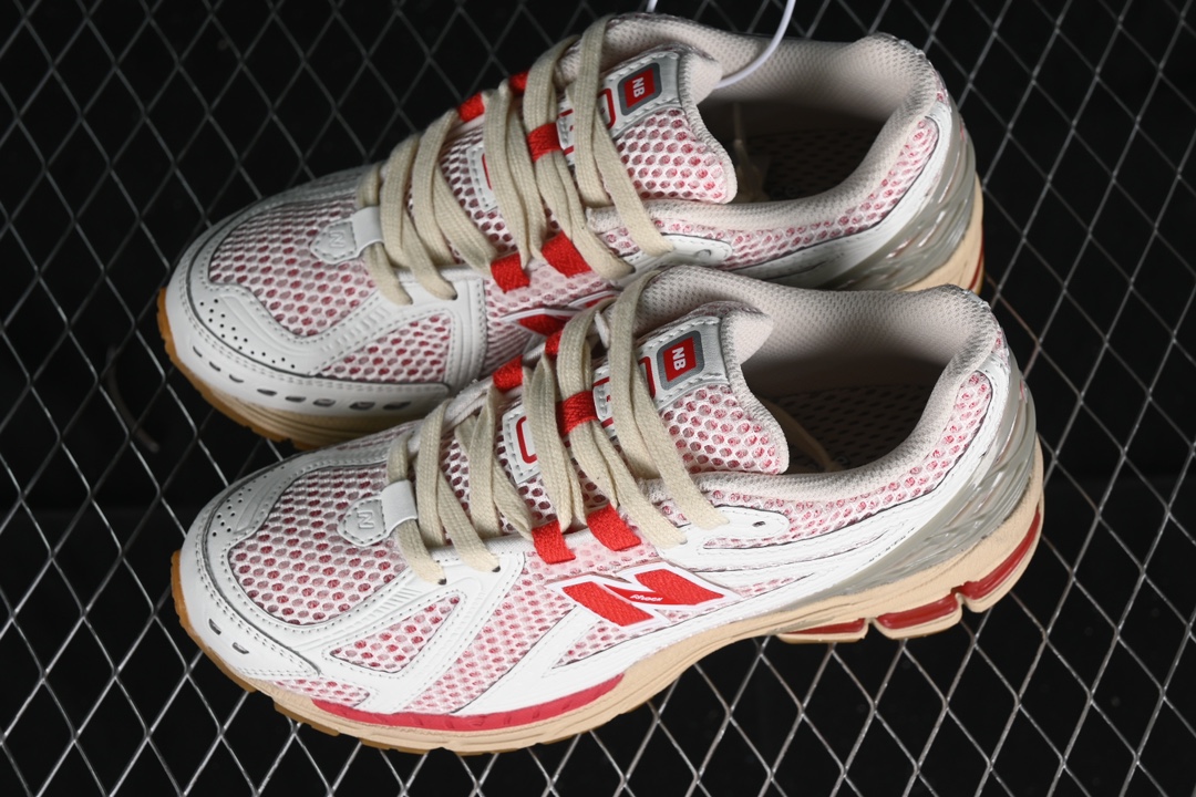 纯原NewBalance1906系列复古老爹风休闲运动慢跑鞋M1906RO#采用轻质牛剖革拼接透气网眼衬