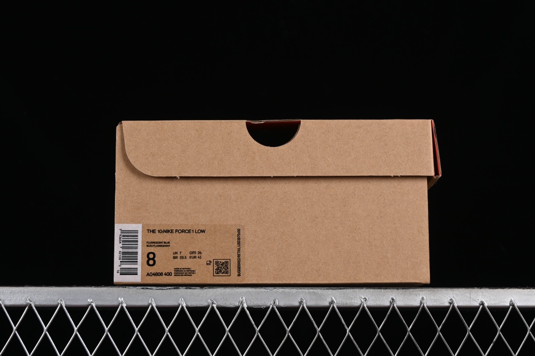💰320纯原
Off White x Nk Air Force 1 Low OW 联名透明蓝 空军一号低帮休闲板鞋 AO4606-400
#原装网纱 鞋面工整无皱褶 原厂高频及Swoosh材质 原厂鞋垫+背胶
尺码:36 36.5 37.5 38 38.5 39 40 40.5 41 42 42.5 43 44 44.5 45 X.D4