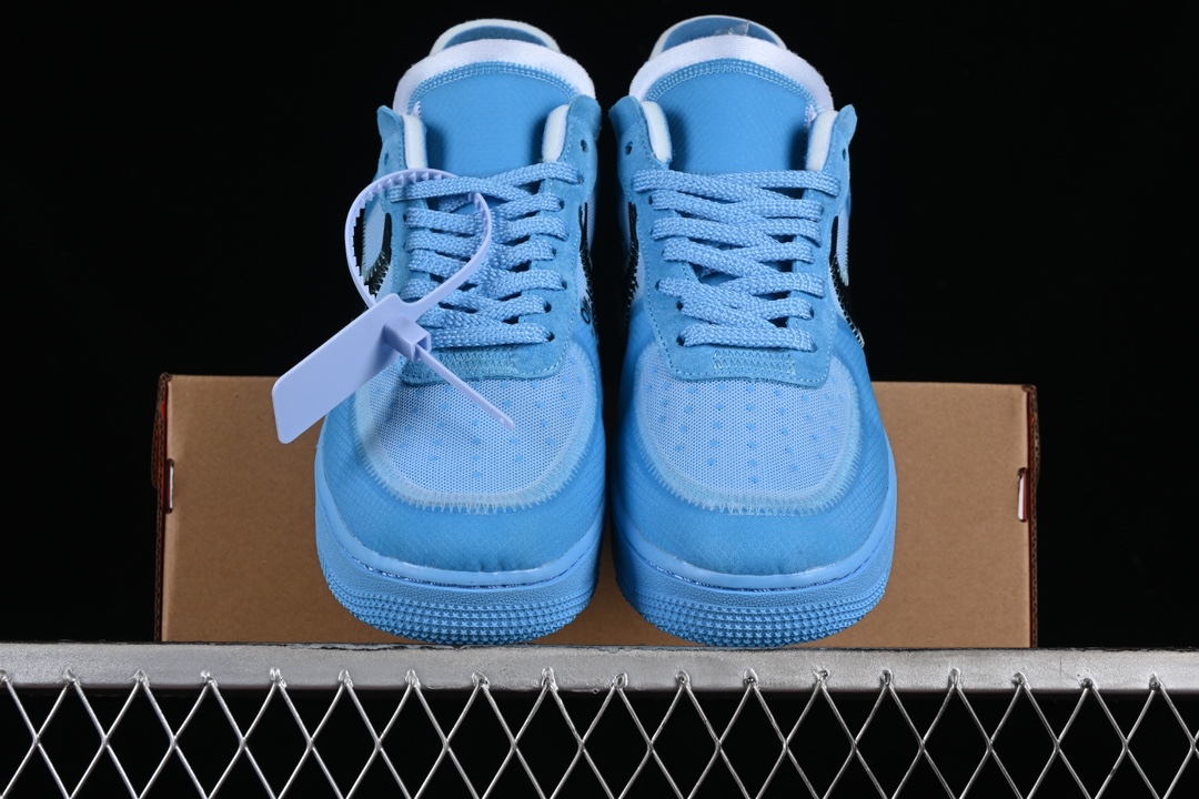 💰320纯原
Off White x Nk Air Force 1 Low OW 联名透明蓝 空军一号低帮休闲板鞋 AO4606-400
#原装网纱 鞋面工整无皱褶 原厂高频及Swoosh材质 原厂鞋垫+背胶
尺码:36 36.5 37.5 38 38.5 39 40 40.5 41 42 42.5 43 44 44.5 45 X.D4
