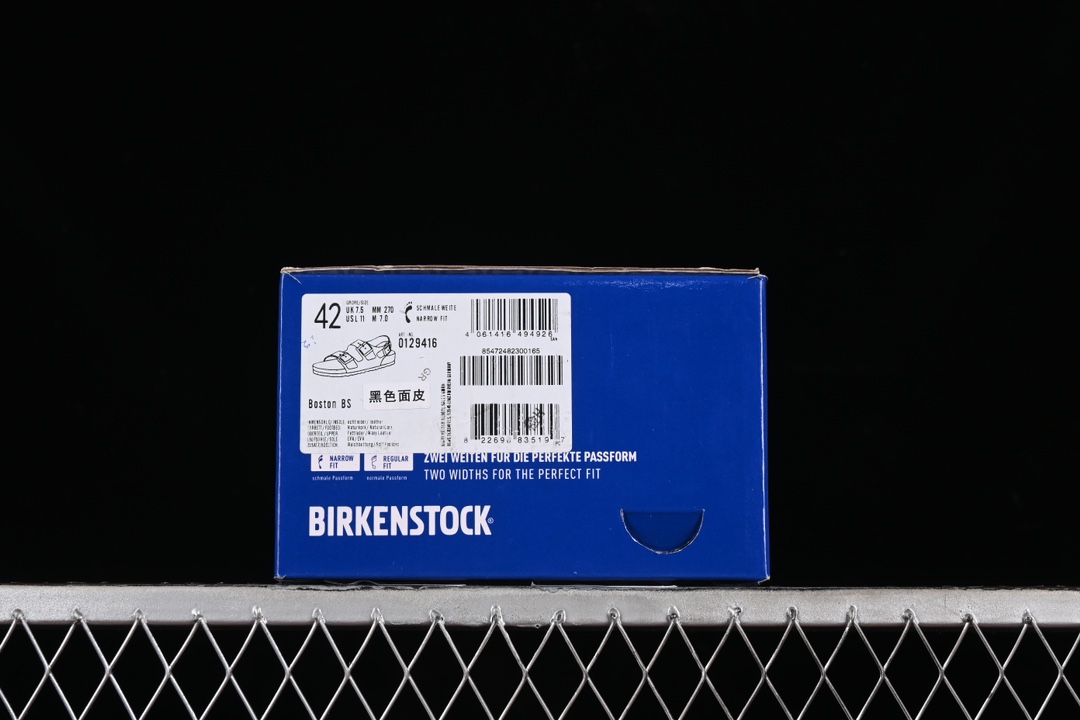 Birkenstock勃肯凉鞋系列黑牛皮#采用质地柔软牛皮绒面革植入羊羔毛鞋垫和里衬材质中底搭载缓震软木