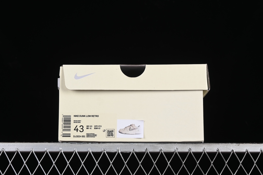 💰280公司级💰360纯原
Nk SB Dunk Low OFF-WHITE联名-米白灰勾 周年高端定制 低帮休闲板鞋 DJ2024-001
#定制鞋盒 大厂纯原品质出货 超高清洁度 皮料切割干净无任何毛边 细节完美
尺码:36 36.5 37.5 38 38.5 39 40 40.5 41 42 42.5 43 44 44.5 45 9.E5