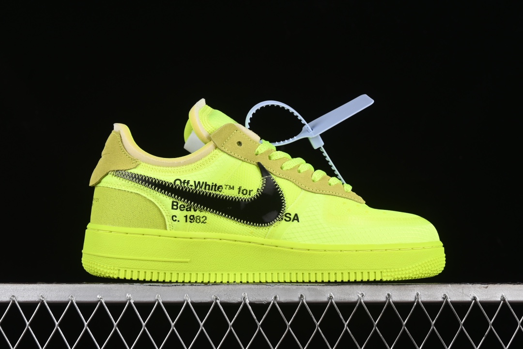 💰280纯原
 Off White x Nk Air Force 1 Low OW 联名透明黄 AO4606-700
尺码：36 36.5 37.5 38 38.5 39 40 40.5 41 42 42.5 43 44 44.5 45 K.D4