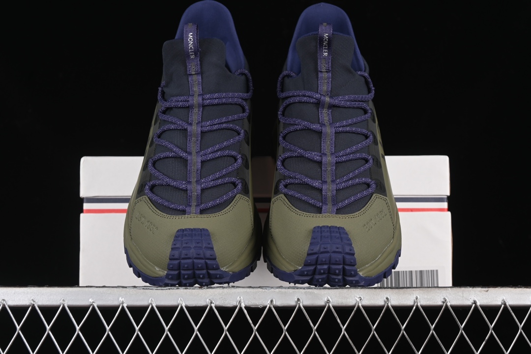 💰500纯原
Moncler Trailgrip GTX 盟可睐/蒙口 抗撕裂材质山地户外鞋 M00240M3457
#鞋身采用Cordura防撕裂尼龙/Gore-Tex防水材质 中底内置全掌碳板 支撑性能拉满 侧边3M反光带
#大底采用RB MD 碳板 TPU 五层分离组合 鞋底搭载Vibram外底提供超强的抓地力和防滑性能 原装大盒包装 内赠Moncler徽章防层袋一副
尺码:36 36.5 37.5 38 38.5 39 40 40.5 41 42 42.5 43 44 44.5 45 46 X.E5