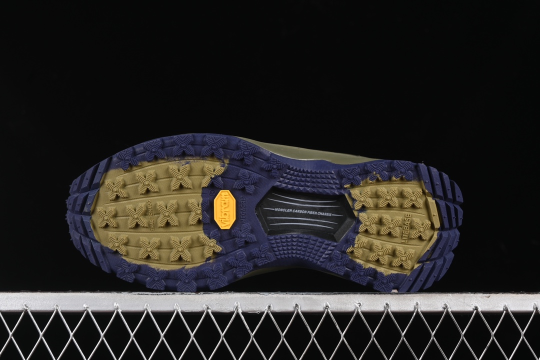 💰500纯原
Moncler Trailgrip GTX 盟可睐/蒙口 抗撕裂材质山地户外鞋 M00240M3457
#鞋身采用Cordura防撕裂尼龙/Gore-Tex防水材质 中底内置全掌碳板 支撑性能拉满 侧边3M反光带
#大底采用RB MD 碳板 TPU 五层分离组合 鞋底搭载Vibram外底提供超强的抓地力和防滑性能 原装大盒包装 内赠Moncler徽章防层袋一副
尺码:36 36.5 37.5 38 38.5 39 40 40.5 41 42 42.5 43 44 44.5 45 46 X.E5
