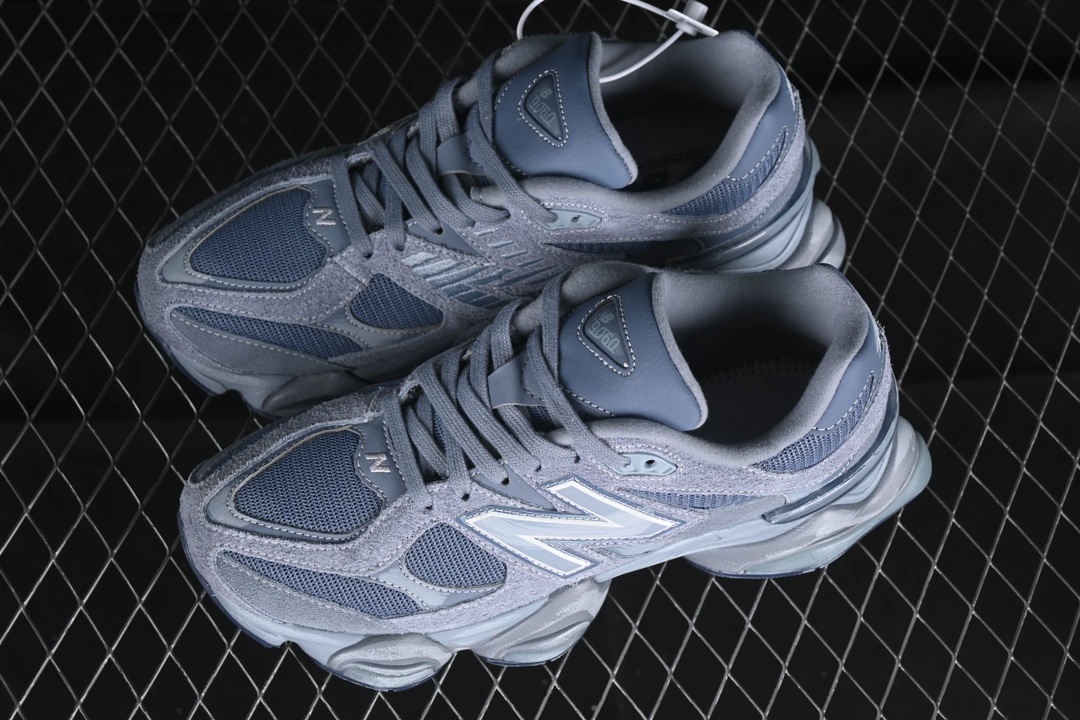 💰280纯原 Joe Freshgoods x New Balance NB9060 联名款 复古休闲运动慢跑鞋 U9060IB
#鞋款灵感源自设计师本人对夏日的怀日回忆。鞋面大身由空间双格及磨砂鞋面拼接而生，配以柔和、温暖的粉橘色调，夏日氛围拉满
#采用大面积网眼以及麂皮材质覆盖鞋身，还原经典气质。搭载ABZORB避震科技，由泡沫聚酯制成，上脚可以有效减少由鞋底反弹对身体及双腿的冲击力
尺码：36 37 37.5 38 38.5 39 40 40.5 41 42 42.5 43 44 44.5 45 46.5 3.D4