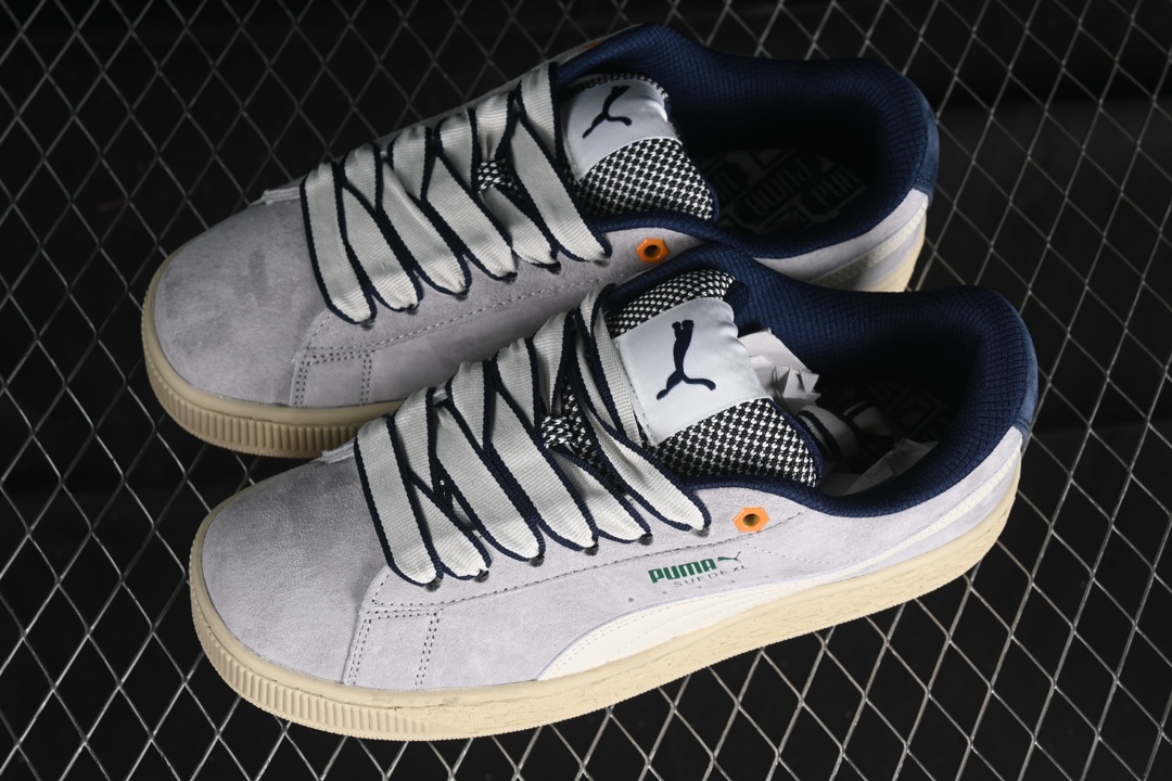 💰190纯原
Puma Suede XL 彪马复古休闲板鞋 397243-01
尺码：35.5 36 37 37.5 38 38.5 39 40 40.5 41 42 42.5 43 44 44.5 45 G.C3