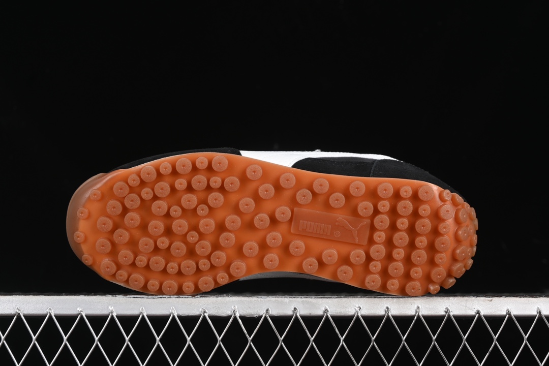 💰190纯原
Puma Easy Rider Vintage 彪马舒适简约耐磨透气低帮休闲板鞋 399028-10
尺码：36 37 37.5 38 38.5 39 40 40.5 41 42 42.5 43 44 44.5 45 N.C3