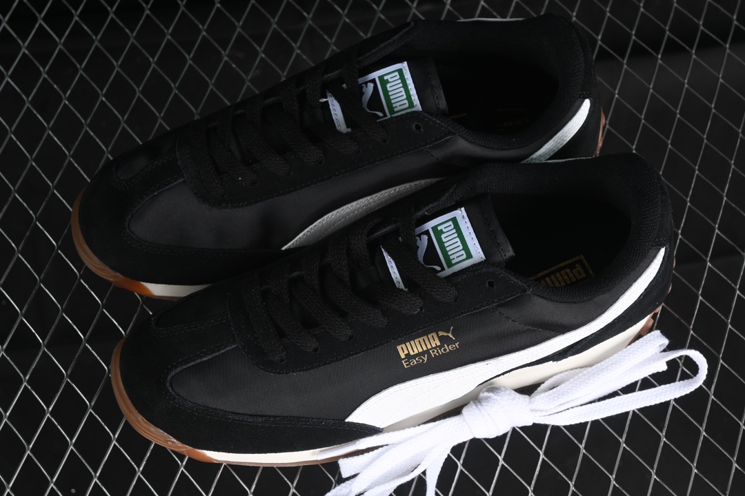 💰190纯原
Puma Easy Rider Vintage 彪马舒适简约耐磨透气低帮休闲板鞋 399028-10
尺码：36 37 37.5 38 38.5 39 40 40.5 41 42 42.5 43 44 44.5 45 N.C3