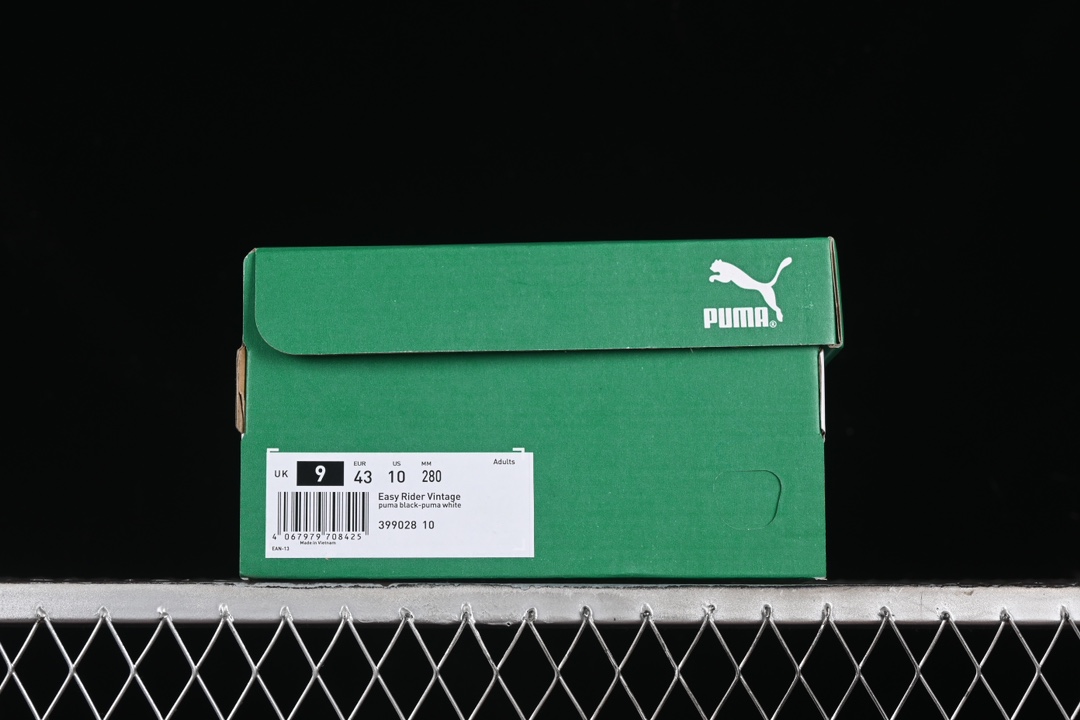 💰190纯原
Puma Easy Rider Vintage 彪马舒适简约耐磨透气低帮休闲板鞋 399028-10
尺码：36 37 37.5 38 38.5 39 40 40.5 41 42 42.5 43 44 44.5 45 N.C3