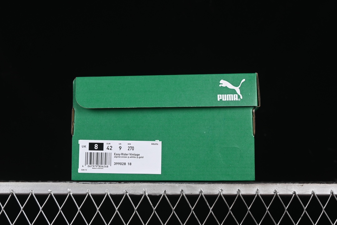 💰190纯原
Puma Easy Rider Vintage 彪马舒适简约耐磨透气低帮休闲板鞋 399028-18
尺码：36 37 37.5 38 38.5 39 40 40.5 41 42 42.5 43 44 44.5 45 N.C3