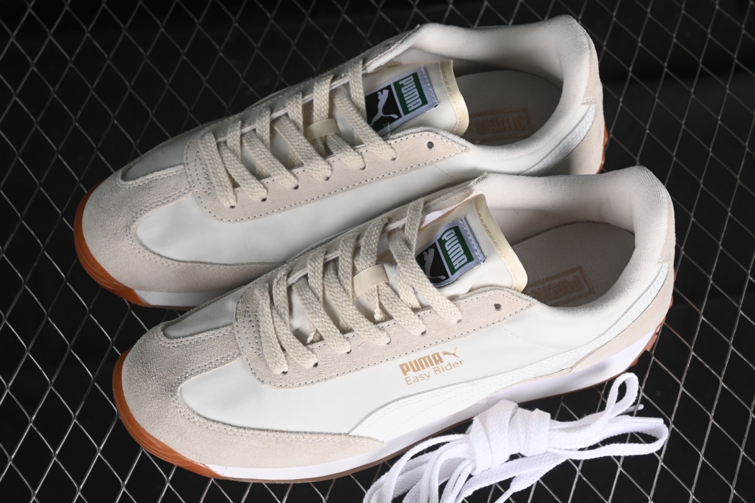 💰190纯原
Puma Easy Rider Vintage 彪马舒适简约耐磨透气低帮休闲板鞋 399028-18
尺码：36 37 37.5 38 38.5 39 40 40.5 41 42 42.5 43 44 44.5 45 N.C3