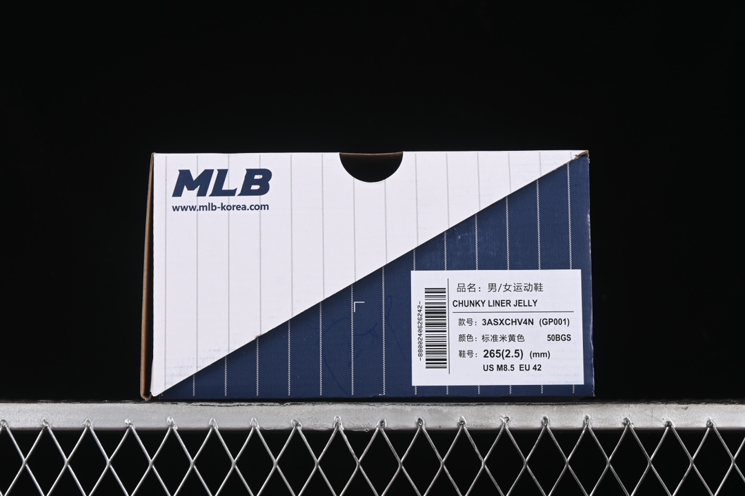 💰220纯原
NY MLB Chunky Liner Jelly 纽约洋基队 轻量增高厚底休闲运动鞋 3ASXCHV4N50BGS
#鞋底采用高弹原装MD材料 可以自行按压感受 原装级别 MLB 印花网红老爹鞋 内增高6cm原厂原档案数据开发 进口纳米材质 原厂原盒
尺码:35 36 36.5 37.5 38 38.5 39 40 40.5 41 42 42.5 43 44 44.5 45 FYC3