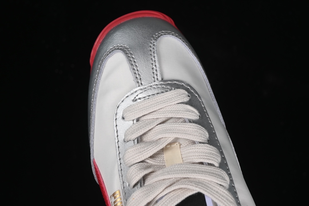 💰190纯原
Puma Easy Rider Vintage 彪马舒适简约耐磨透气低帮休闲板鞋 400829-01
尺码：36 37 37.5 38 38.5 39 40 40.5 41 42 42.5 43 44 44.5 45 N.C3