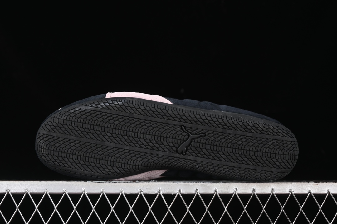💰240纯原
The Open Product x Puma Speedcat 极速赛车系列彪马低帮生活休闲鞋 398846-09
#原装档案原数据纸版楦型 采用原厂固色翻毛皮鞋面材质 正确二次成型'猛帮'成型工艺
尺码:36 37 37.5 38 38.5 39 40 40.5 41 42 42.5 43 44 44.5 45 HCD4