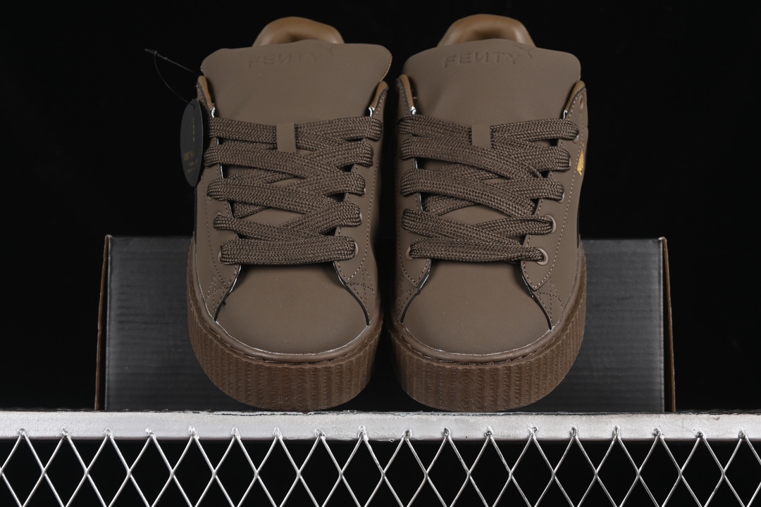 💰220纯原
Fenty x Puma Creeper Phatty 彪马舒适简约耐磨透气低帮休闲板鞋 399866-01
尺码:36 37 37.5 38 38.5 39 40 40.5 41 42 42.5 43 44 44.5 45 AJC3