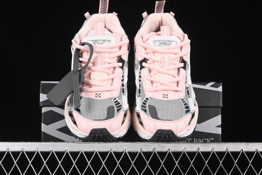💰400纯原
Off-White Be Right 白粉色低帮生活休闲鞋
#鞋款的外观设计走在时尚前沿，其独特的风格款式构成了品牌身份重要的一部分。
尺码：36 37 38 39 40 41 X.E5