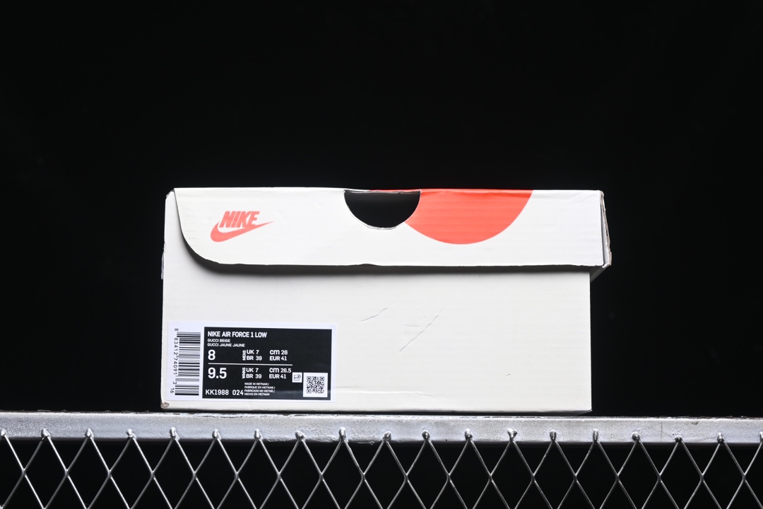 💰300纯原
Nk Air Force 1'07 Low 古驰联名-白棕绿 空军一号低帮休闲板鞋 KK1988-024
#原楦头原纸板 原装鞋盒 定制五金配件 内置全掌气垫 原厂鞋底
尺码:36 36.5 37.5 38 38.5 39 40 40.5 41 42 42.5 43 44 44.5 45 9.D4