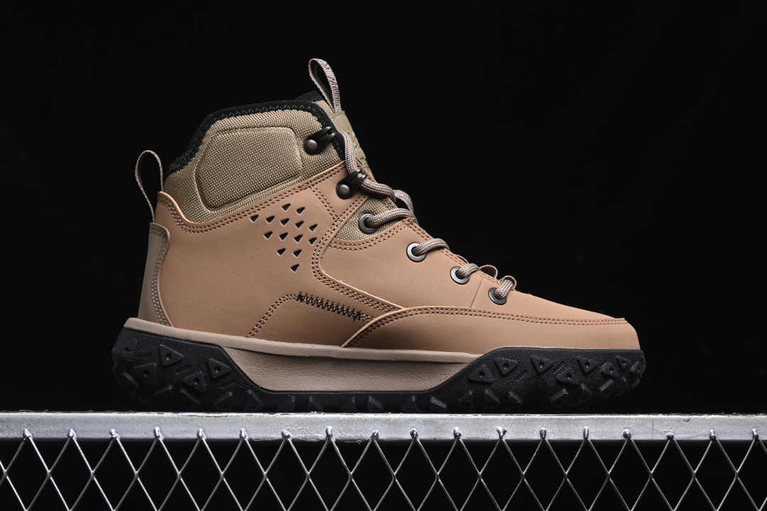 💰300纯原
Timberland 添柏岚/天伯伦户外运动休闲靴 TB0A6CWNEN3
尺码：40 41 42 43 44 45 46 AJD4