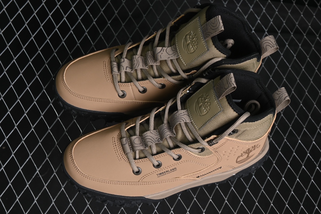 💰300纯原
Timberland 添柏岚/天伯伦户外运动休闲靴 TB0A6CWNEN3
尺码：40 41 42 43 44 45 46 AJD4