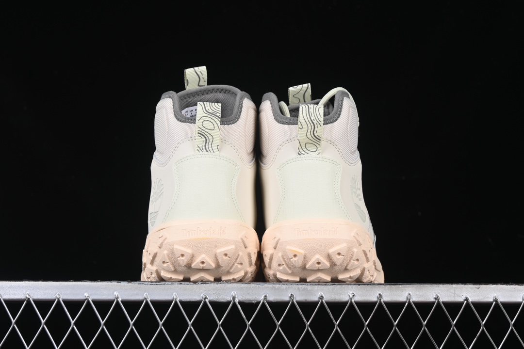 💰300纯原
Timberland 添柏岚/天伯伦户外运动休闲靴 TB0A62EM
尺码：40 41 42 43 44 45 46 AJD4