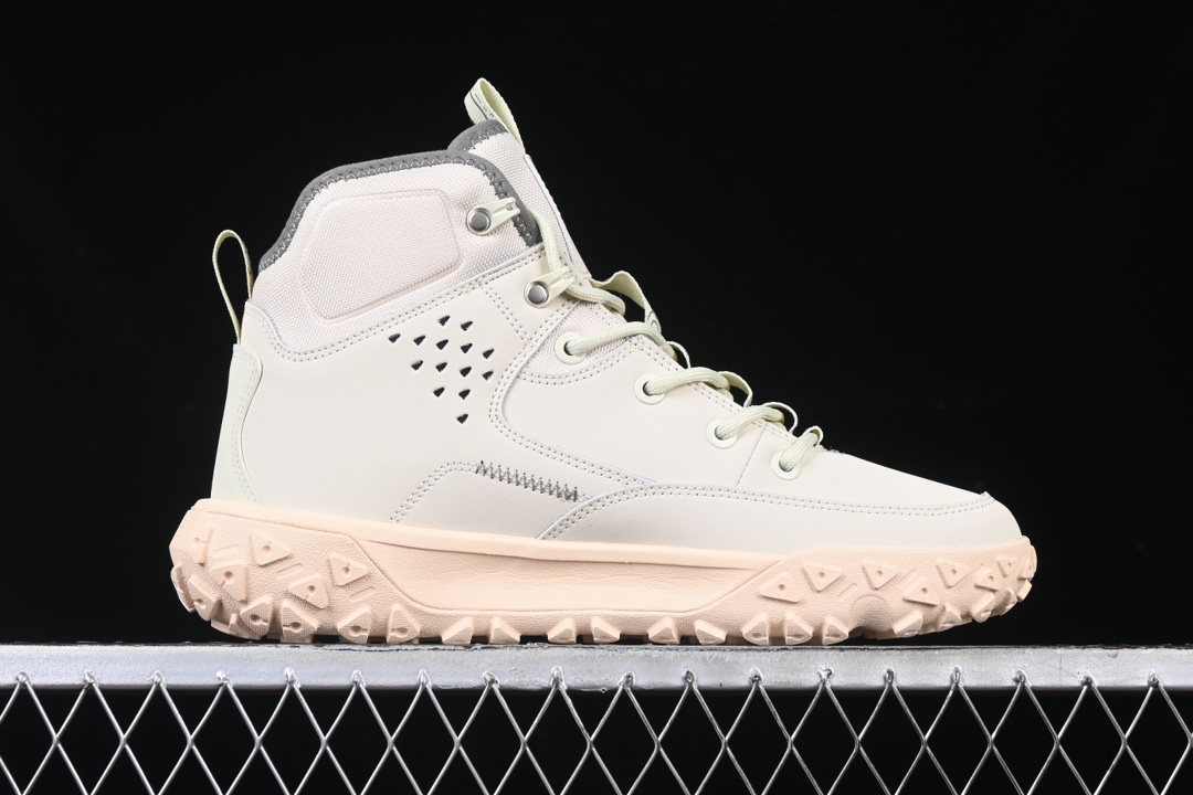 💰300纯原
Timberland 添柏岚/天伯伦户外运动休闲靴 TB0A62EM
尺码：40 41 42 43 44 45 46 AJD4