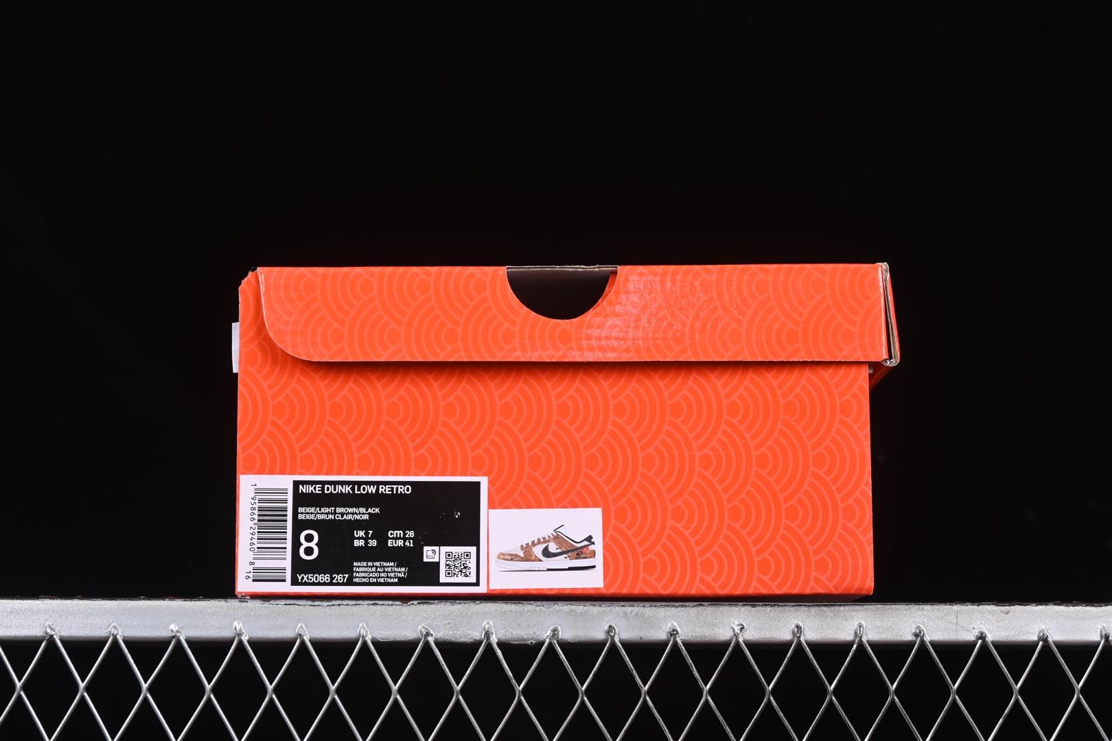 💰280公司级💰360纯原
Nk SB Dunk Low 蛇年系列 小麦黑勾 周年高端定制 低帮休闲板鞋 YX5066-267
#定制鞋盒 大厂纯原品质出货 超高清洁度 皮料切割干净无任何毛边 细节完美
尺码:36 36.5 37.5 38 38.5 39 40 40.5 41 42 42.5 43 44 44.5 45 9.E5