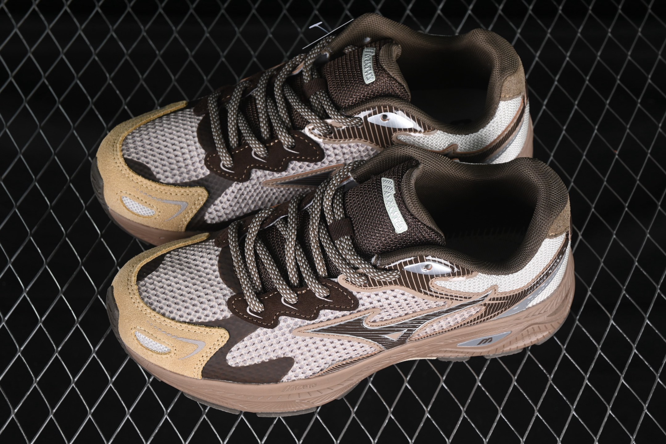 💰220纯原
 Mizuno Racer S Oarism 美津浓织物透气低帮休闲跑步鞋 D1GH223523
尺码：36 36.5 37 38 38.5 39 40 40.5 41 42 42.5 43 44 44.5 45 X.D4