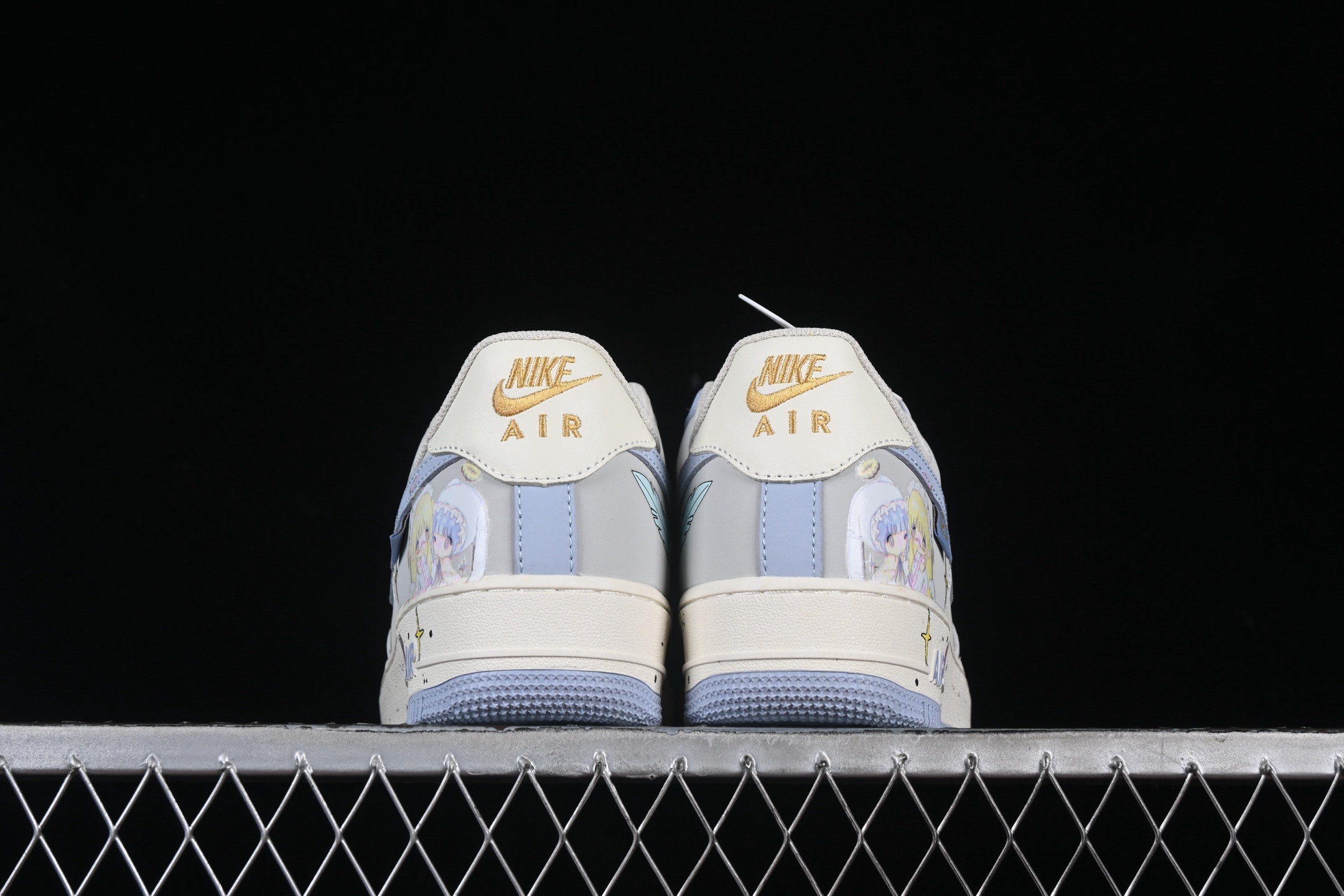 💰300纯原
Nk Air Force 1'07 Low "Cherub" 二次元手绘涂鸦 小天使 空军一号 低帮休闲板鞋 DB3301-711
#小天使就像一束光,照亮了身边每一个角落,温暖着每一个人的心。她或许没有真正的翅膀,可她善良、纯真的举动,让大家都坚信,她就是降临人间的小天使 ,给这个平凡的世界带来无尽的美好与希望。
尺码:36 36.5 37.5 38 38.5 39 40 40.5 41 42 42.5 43 44 44.5 45 9.D4