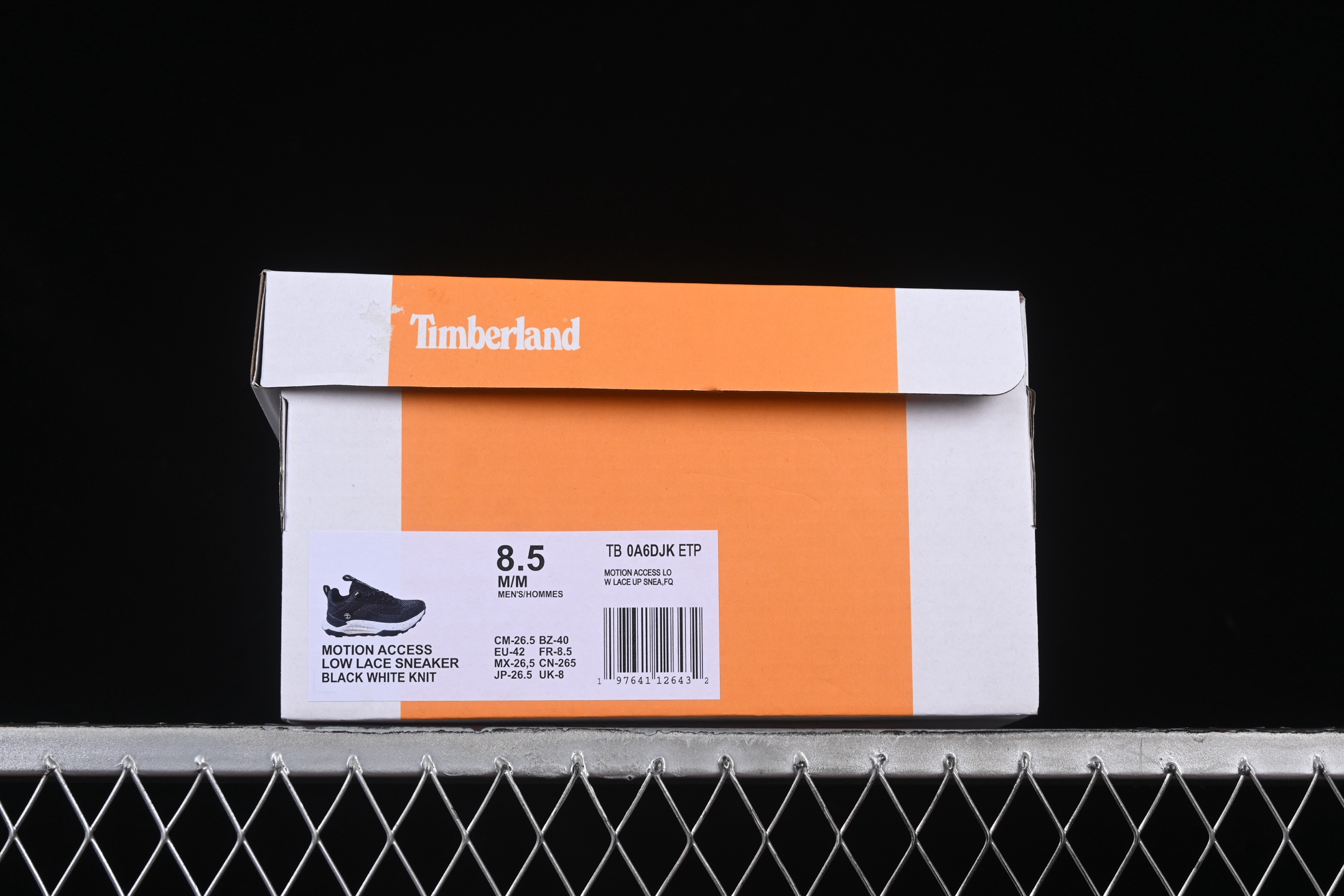 💰220纯原
 Timberland 添柏岚/天伯伦户外运动登山休闲鞋 TB0A6DJKETP
尺码：36 37 38 39 40 41 42 43 44 45 J.C3