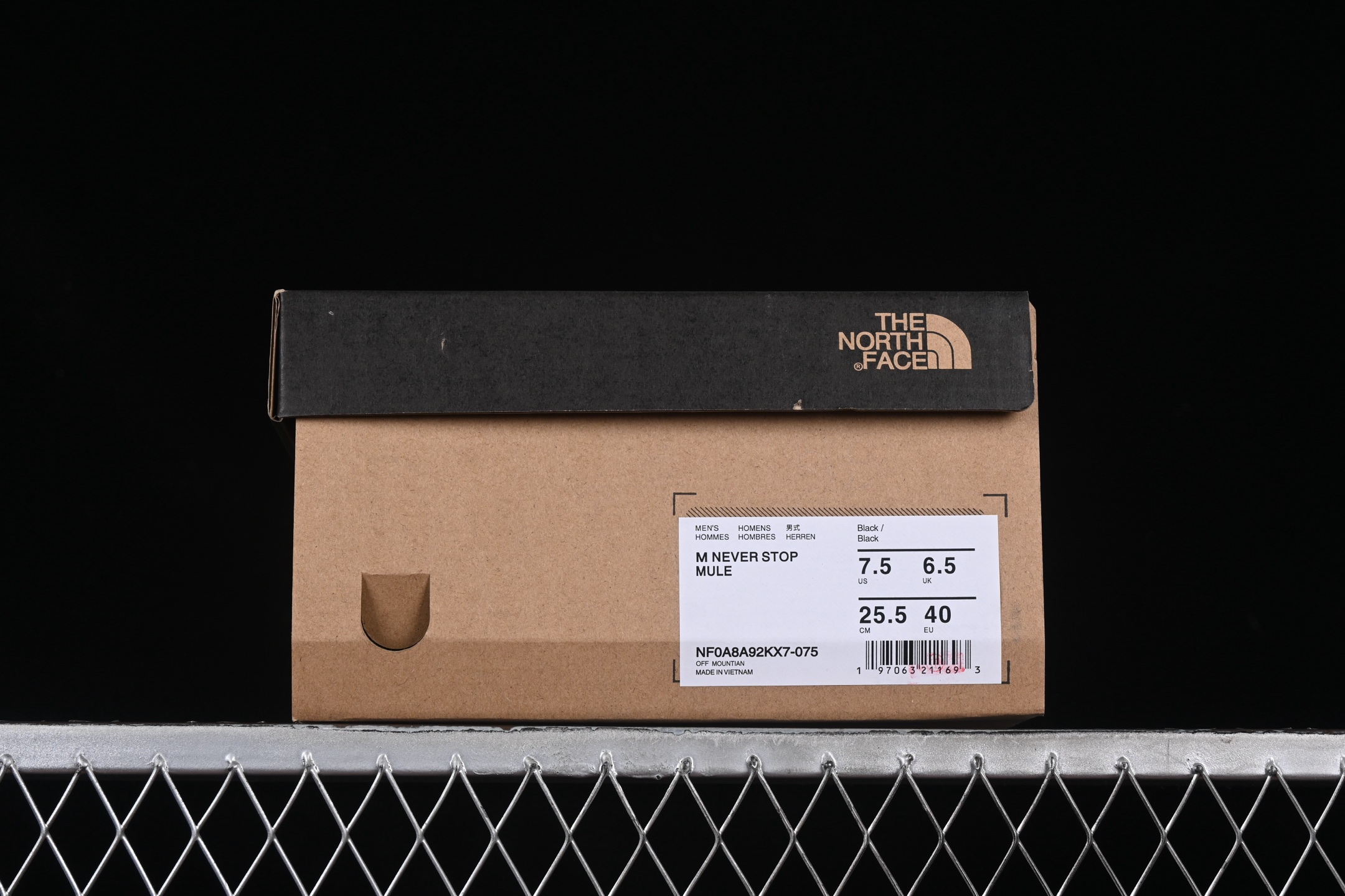 💰240纯原
 The North Face Hedgehog Sneaker 北面刺猬系列 低帮徒步越野户外风登山休闲运动鞋 NF0A8A92KX7-075
尺码：36 37 38 39 40 41 42 43 44 45 B.D4
