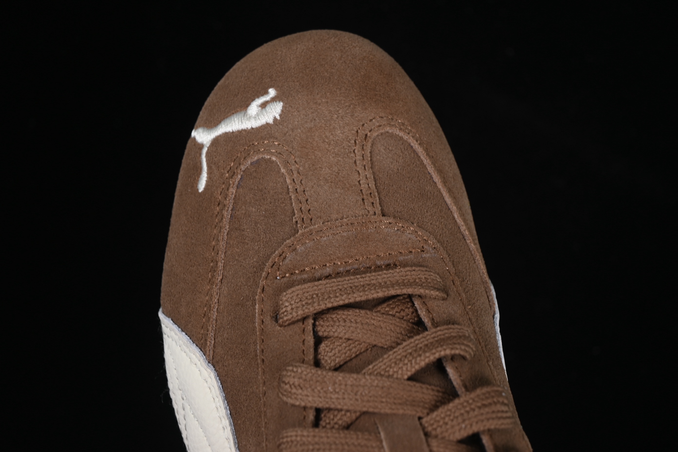 💰240纯原
The Open Product x Puma Speedcat 极速赛车系列彪马低帮生活休闲鞋 406329-31
#原装档案原数据纸版楦型 采用原厂固色翻毛皮鞋面材质 正确二次成型'猛帮'成型工艺
尺码:36 37 37.5 38 38.5 39 40 40.5 41 42 42.5 43 44 44.5 45 HCD4