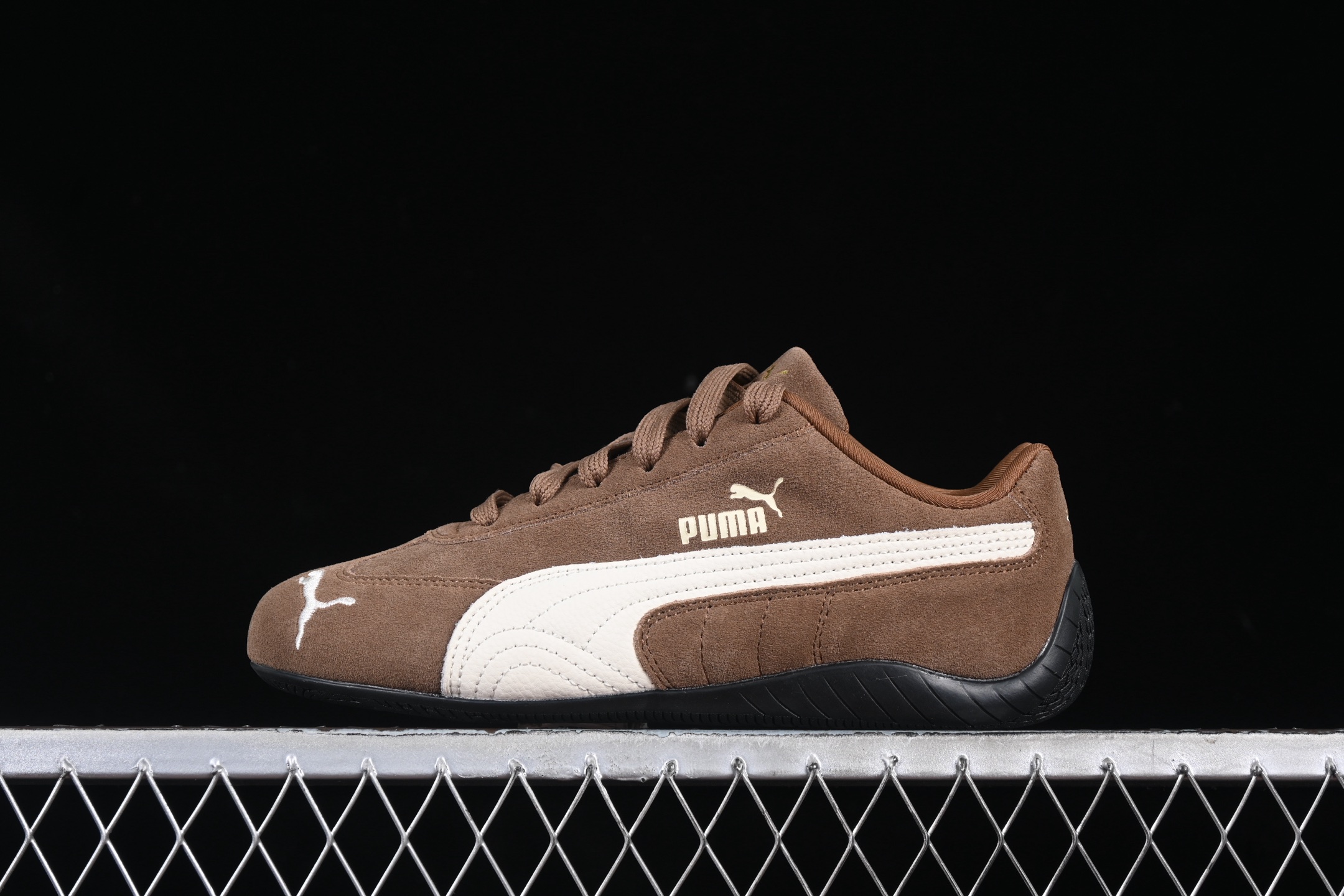 💰240纯原
The Open Product x Puma Speedcat 极速赛车系列彪马低帮生活休闲鞋 406329-31
#原装档案原数据纸版楦型 采用原厂固色翻毛皮鞋面材质 正确二次成型'猛帮'成型工艺
尺码:36 37 37.5 38 38.5 39 40 40.5 41 42 42.5 43 44 44.5 45 HCD4