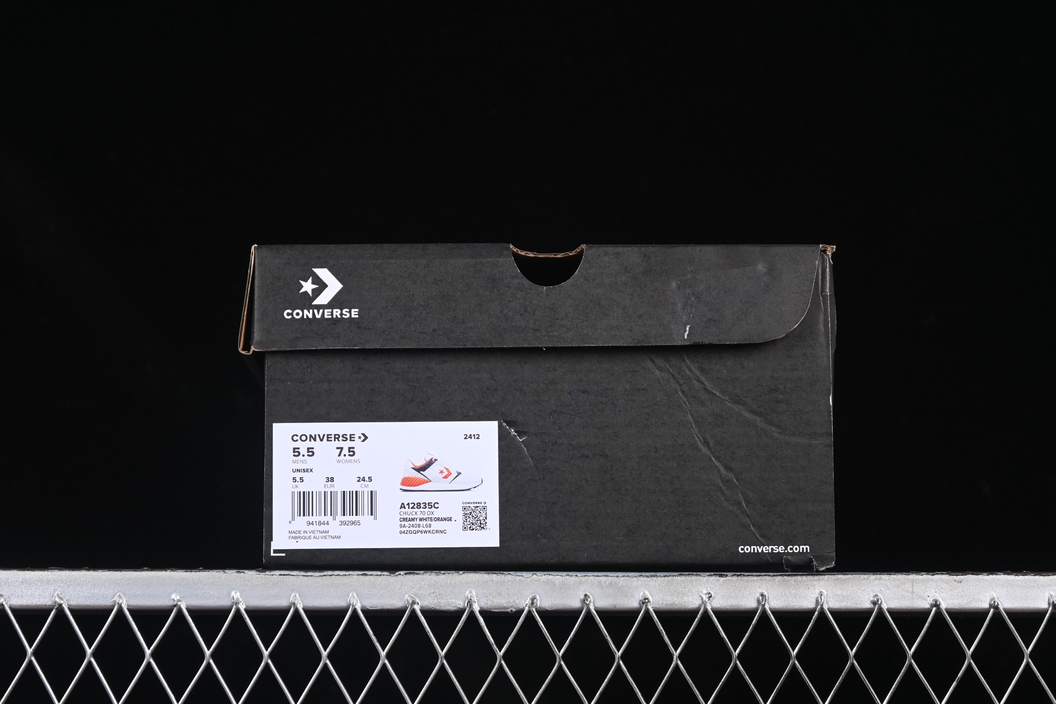 💰170纯原
Converse Wave Trainer OX 舒适防滑耐磨 复古休闲通勤跑鞋 A12835C
#鞋面采用透气网布材质 搭配部分质感麂皮拼接 层次丰富且不失高级感 鞋身线条设计与鞋侧星星标志相呼应 简约不简单
尺码：35 36 36.5 37 37.5 38 39 39.5 40 41 41.5 42 42.5 43 44 M.C3