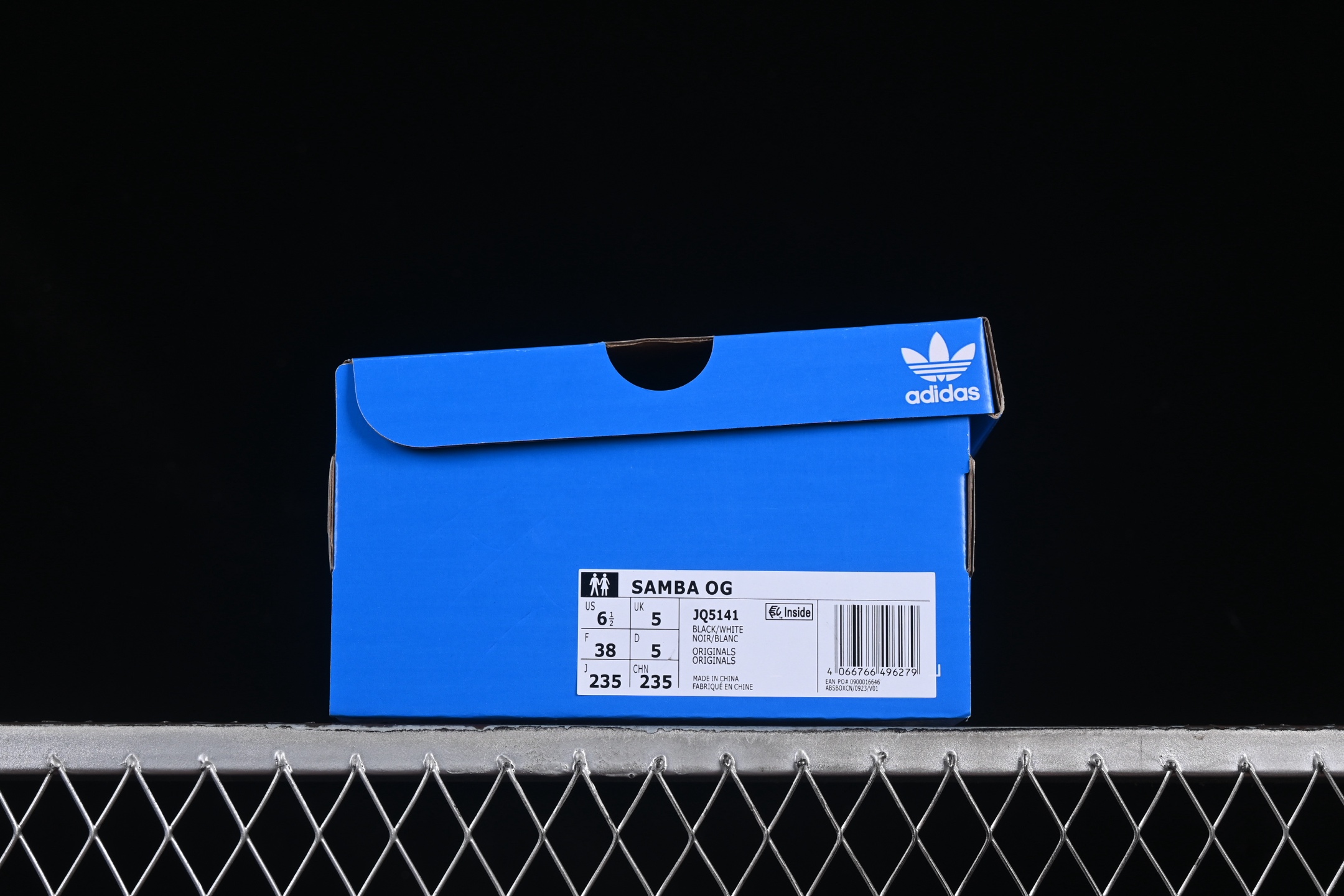 💰180纯原
Adidas Samba OG JQ5141 阿迪三叶草休闲板鞋
#原厂原数据版型 原厂皮料切割干净无任何毛边 鞋型细节完美 超高清洁度
尺码:36 36.5 37 38 38.5 39 40 40.5 41 42 42.5 43 44 44.5 45 Z.C3