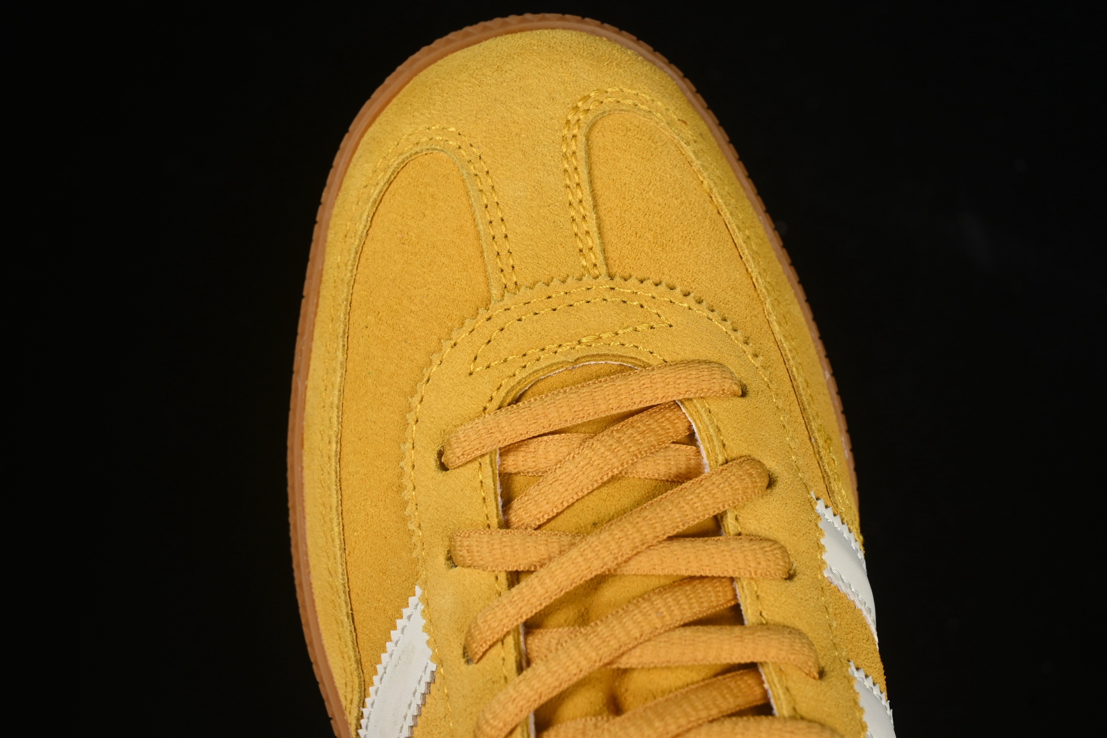 Adidas Handball Spezial IF7088 阿迪达斯经典款复古休闲板鞋尺码：35 36