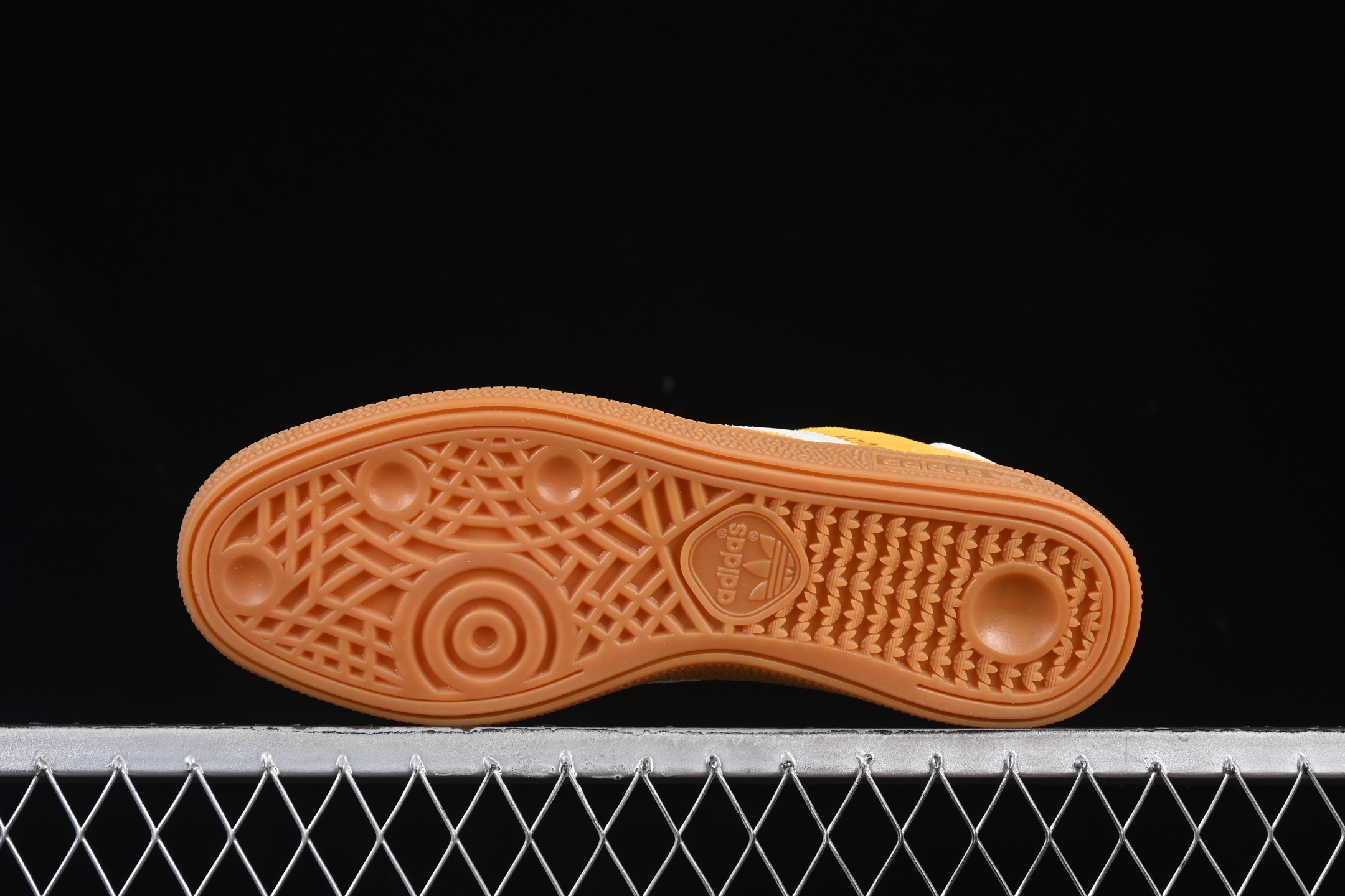 Adidas Handball Spezial IF7088 阿迪达斯经典款复古休闲板鞋尺码：35 36