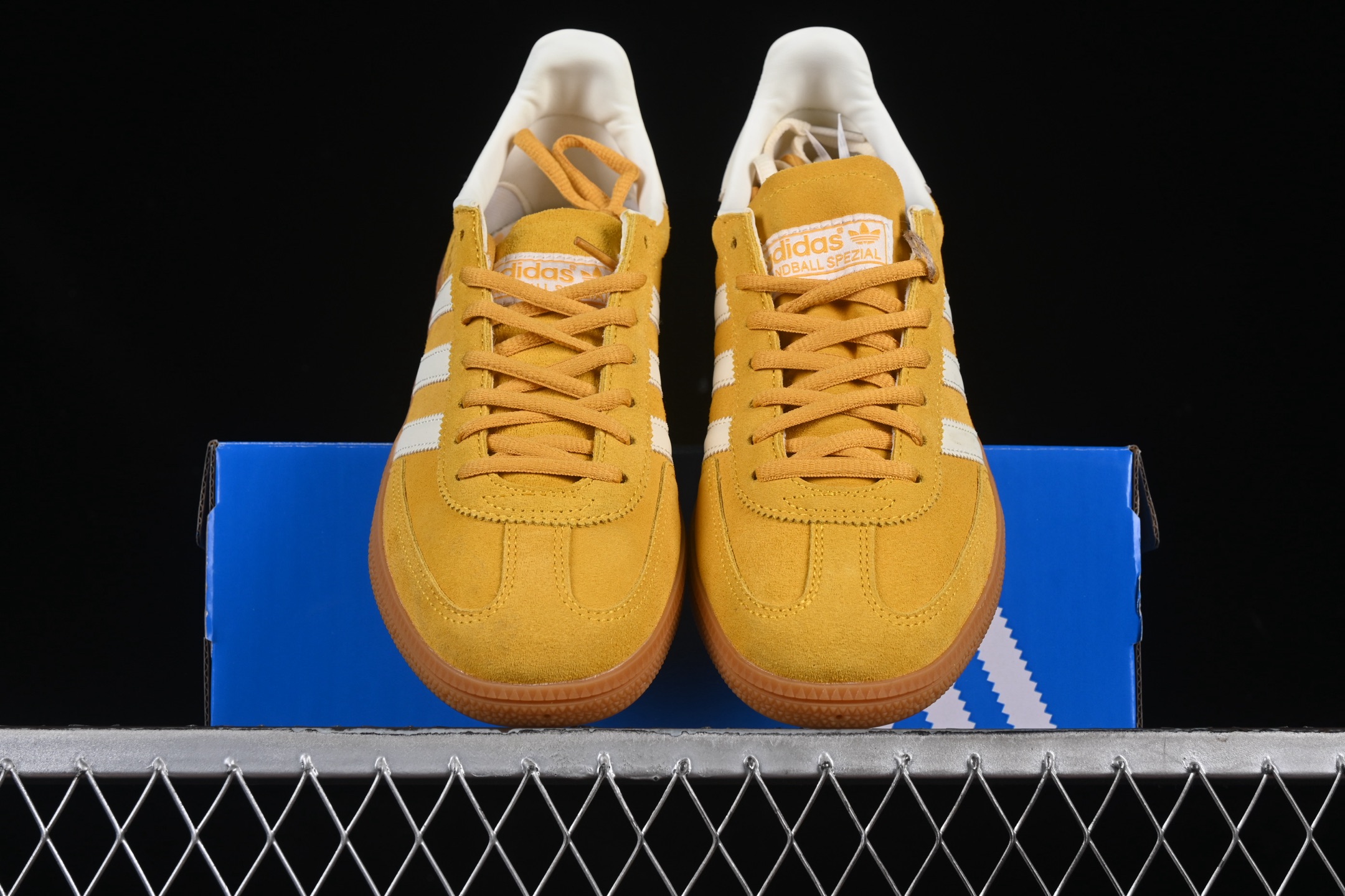 Adidas Handball Spezial IF7088 阿迪达斯经典款复古休闲板鞋尺码：35 36