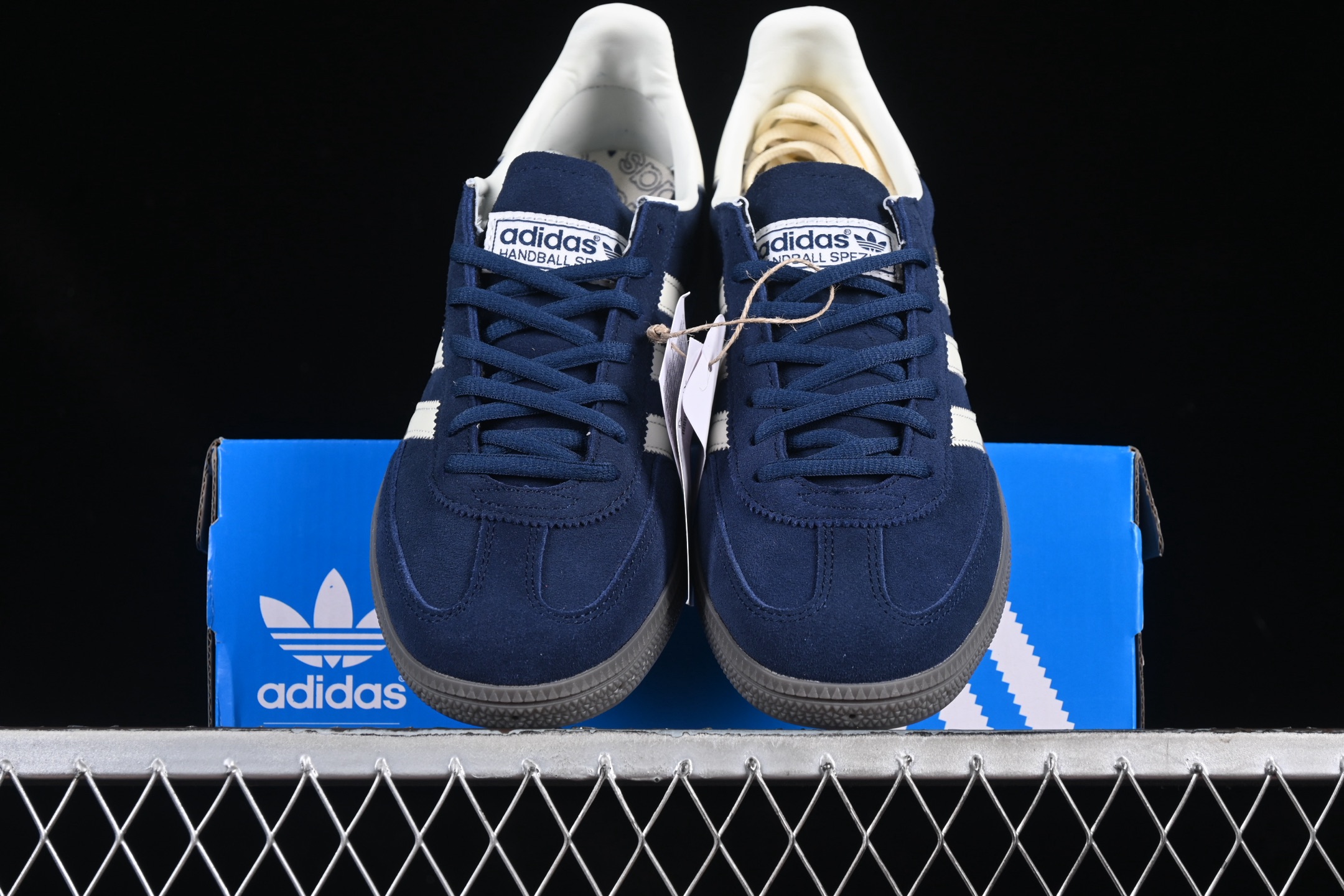 Adidas Handball Spezial IF7087 阿迪达斯经典款复古休闲板鞋尺码：35 36