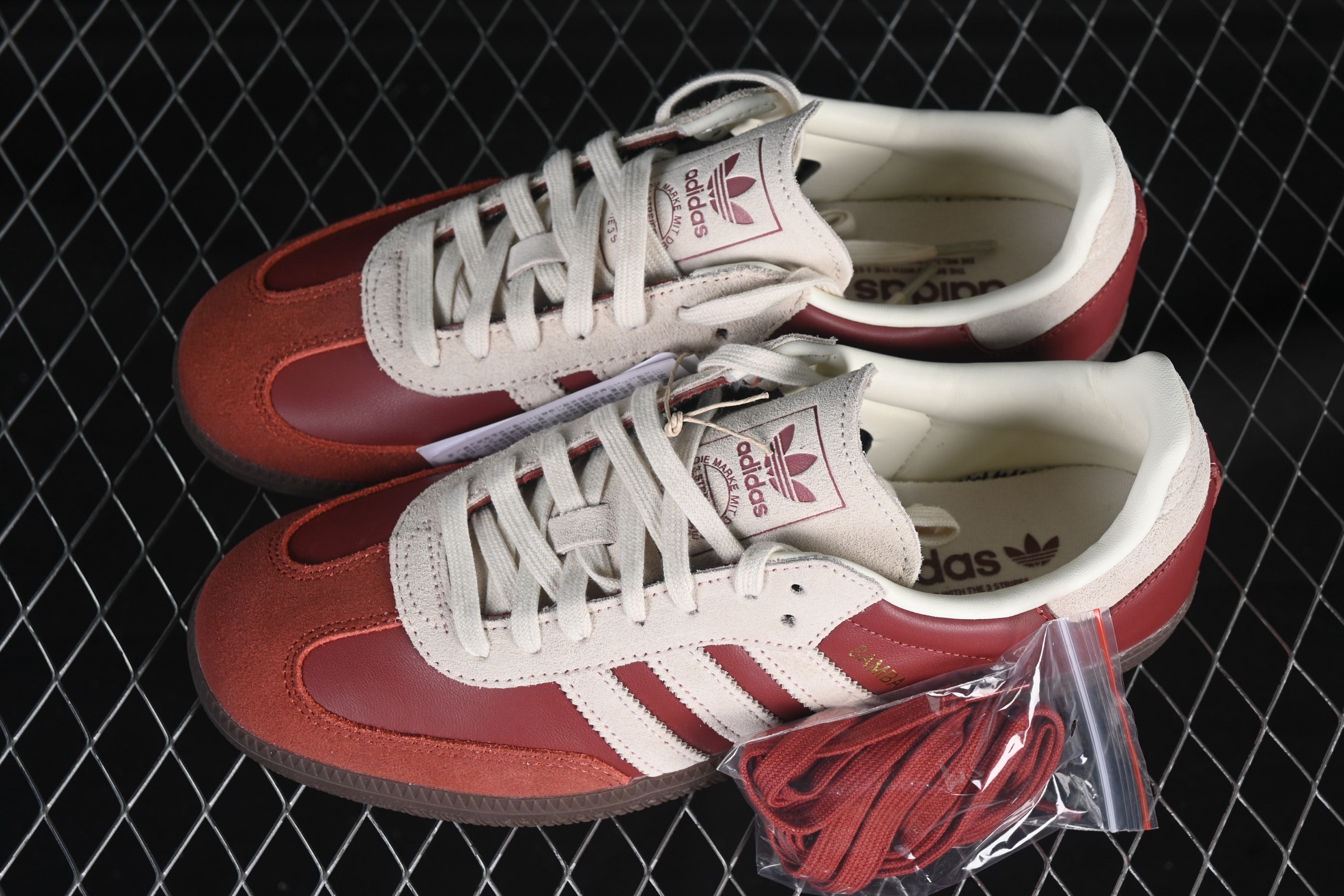 Adidas Samba OG Tal JI3216 阿迪三叶草休闲板鞋尺码：36 36.5 37 38