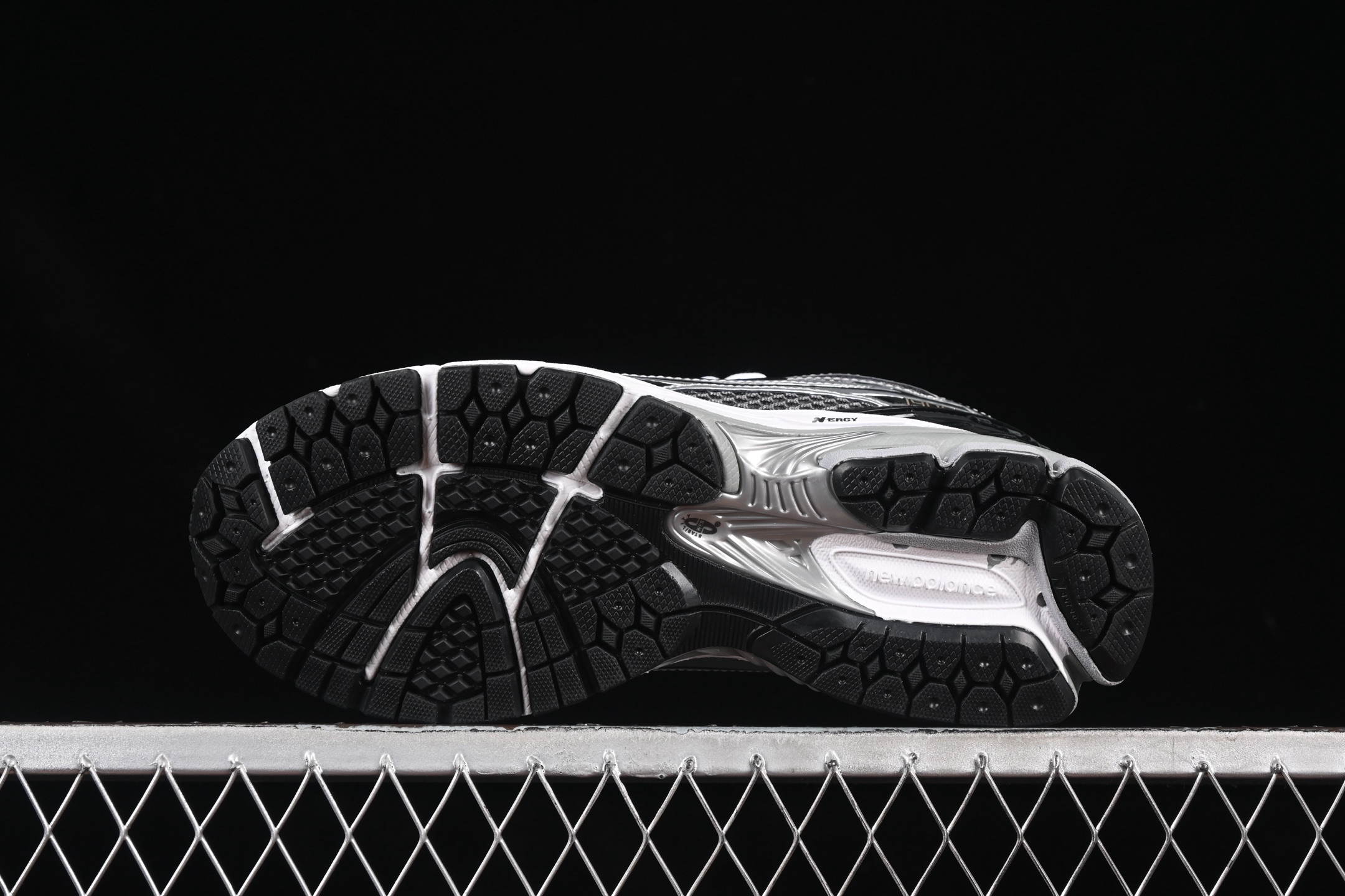  Y版 New Balance 1906系列复古老爹风休闲运动慢跑鞋 U1906RCG
#采用轻质牛剖