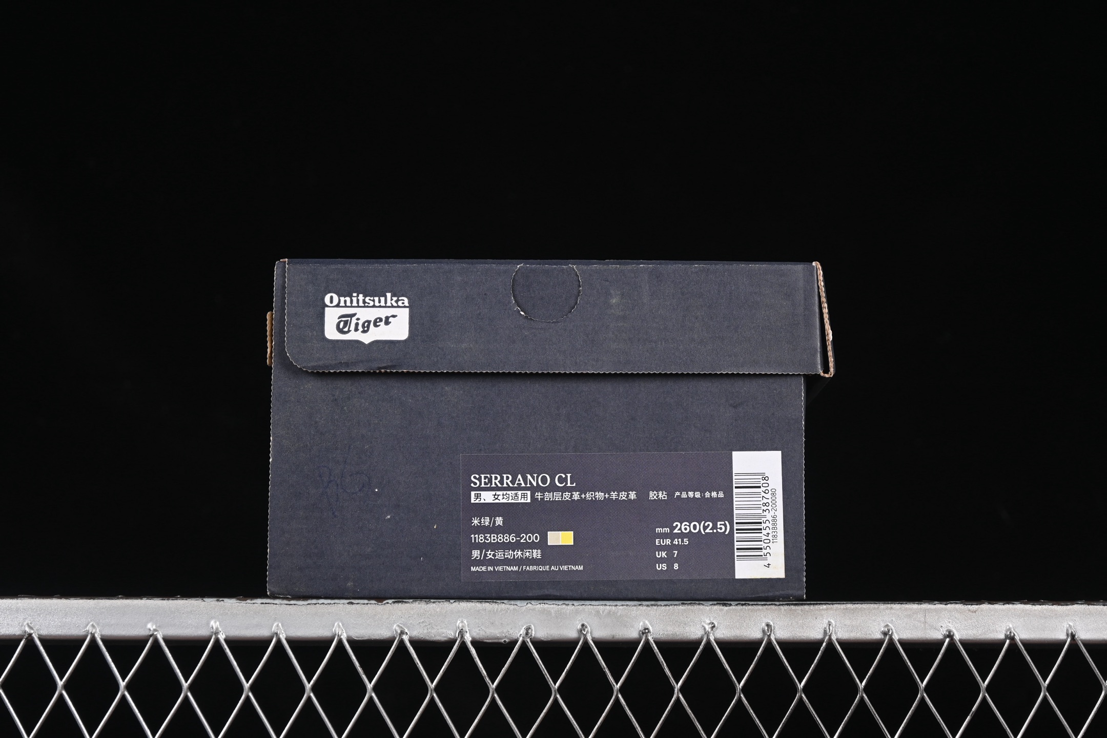  Onitsuka Serrano CL 鬼冢虎 透气舒适休闲鞋 1183B886-200
尺码：36