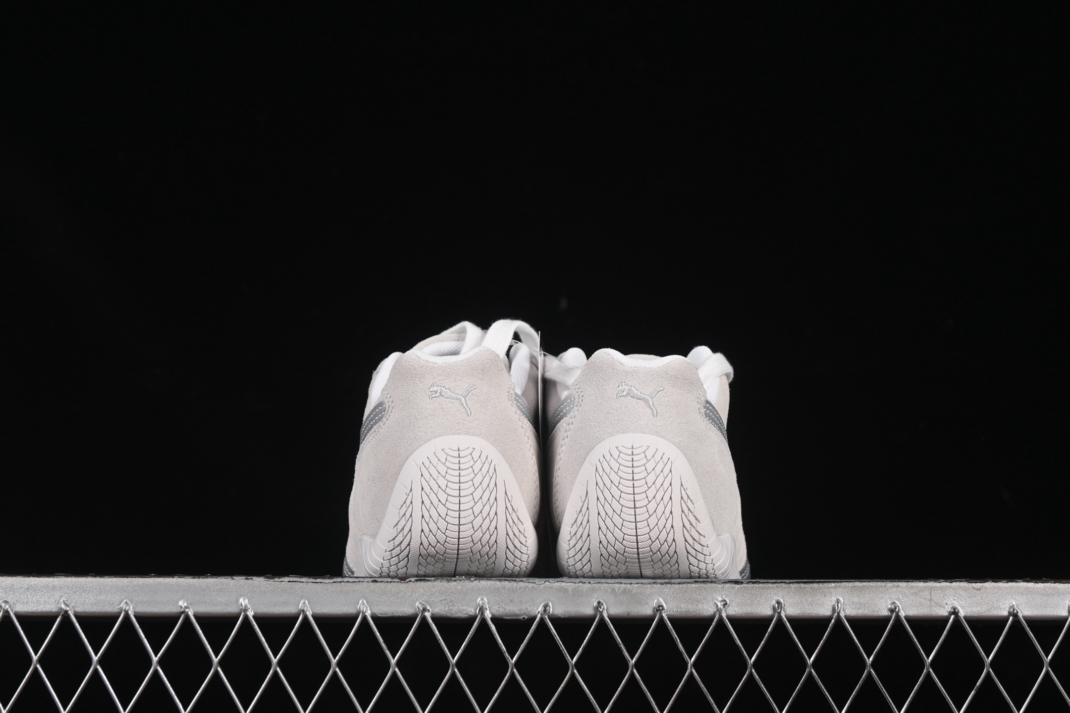 💰240纯原
The Open Product x Puma Speedcat 极速赛车系列彪马低帮生活休闲鞋 397397-01
尺码：35.5 36 37 37.5 38 38.5 39 40 40.5 41 42 42.5 43 44 44.5 45 C.D4