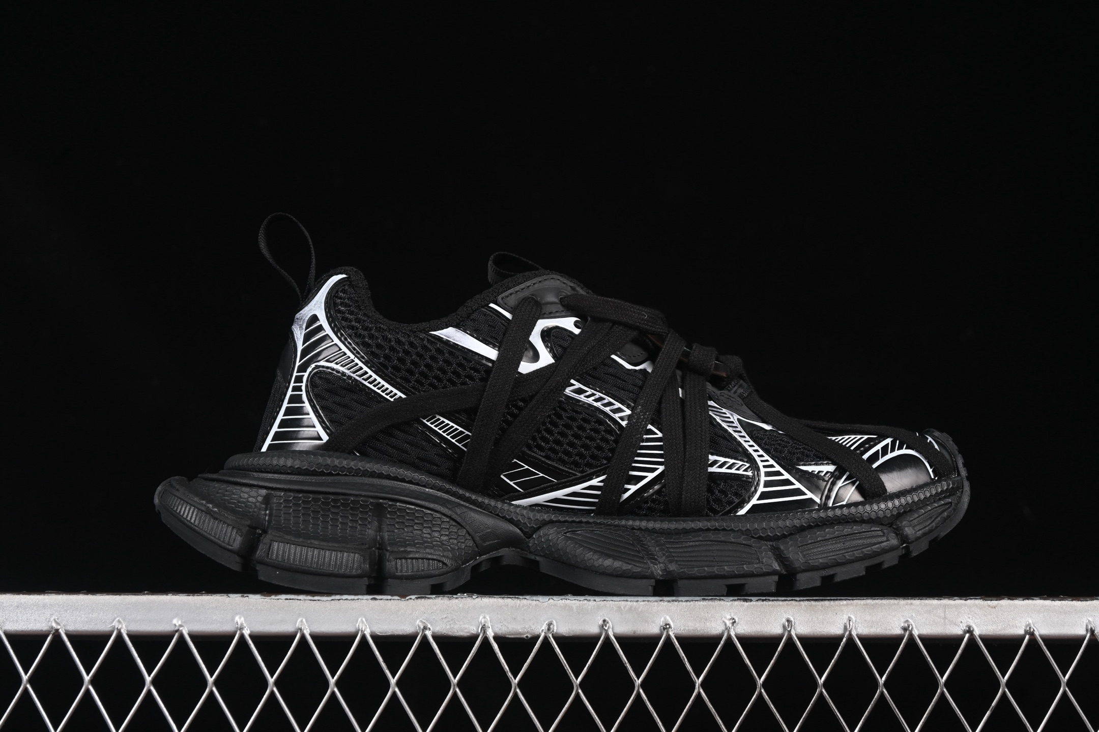 💰480纯原
 Balenciaga Phantom Sneaker 3XL 官方同步 巴黎世家十代 潮流跑鞋 W3XCH0102
尺码：35 36 37 38 39 40 41 42 43 44 45 46 3.E5