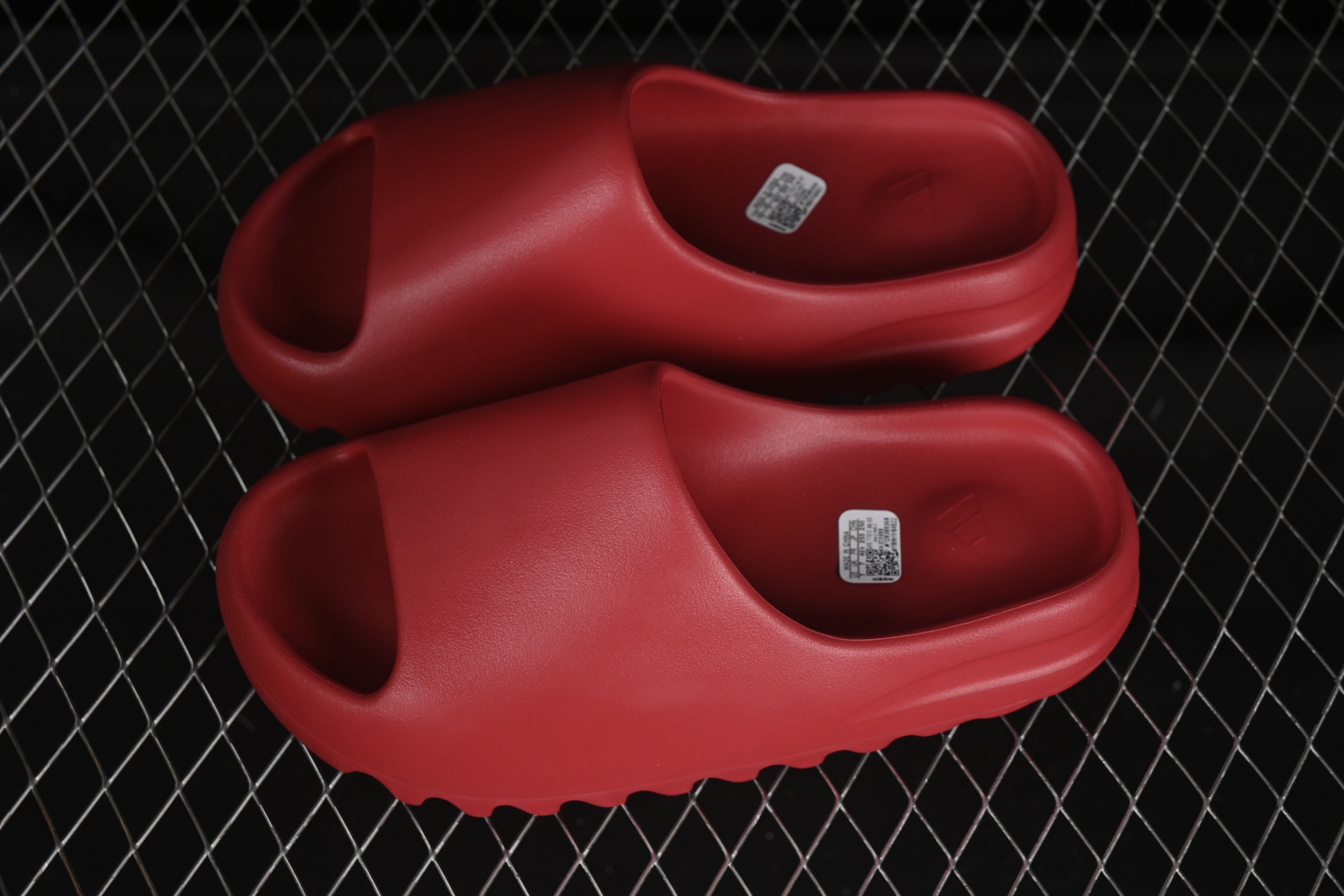  Kanye West x Yeezy Slide ID5988 侃爷再度联乘 椰子拖鞋
#公司级品质
