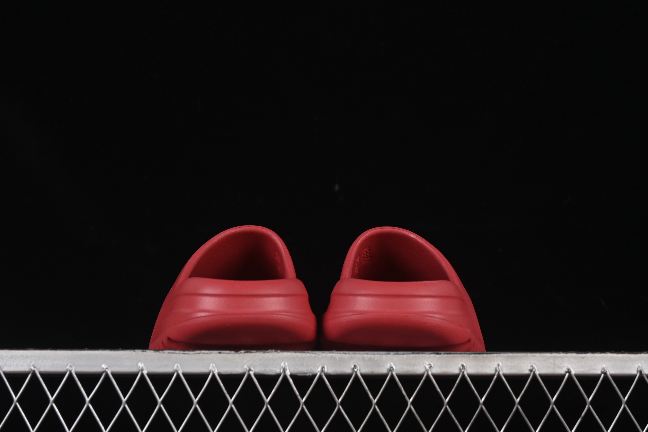 Kanye West x Yeezy Slide ID5988 侃爷再度联乘 椰子拖鞋
#公司级品质